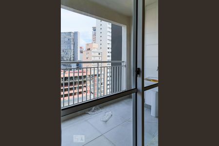 Varanda de kitnet/studio para alugar com 1 quarto, 46m² em Centro, São Paulo