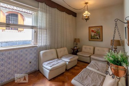 Sala 2 de casa à venda com 4 quartos, 300m² em Serra, Belo Horizonte