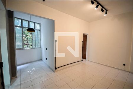 Sala de apartamento para alugar com 1 quarto, 42m² em Tijuca, Rio de Janeiro