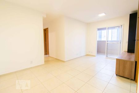 Sala de apartamento para alugar com 3 quartos, 84m² em Setor Industrial (taguatinga), Brasília