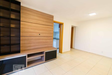 Sala de apartamento para alugar com 3 quartos, 84m² em Setor Industrial (taguatinga), Brasília