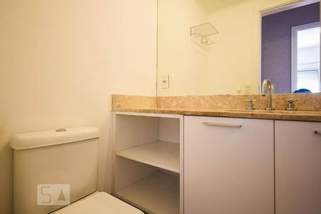 Banheiro de apartamento para alugar com 2 quartos, 124m² em Vila Morumbi, São Paulo