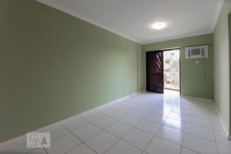 Sala de apartamento para alugar com 3 quartos, 81m² em Recreio dos Bandeirantes, Rio de Janeiro