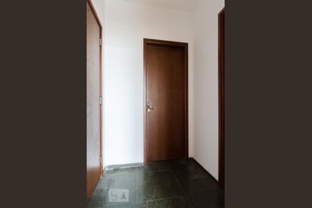 Hall de Entrada de apartamento à venda com 3 quartos, 140m² em Vila Assunção, Santo André