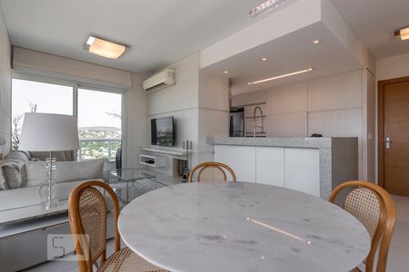 Sala de apartamento para alugar com 2 quartos, 75m² em Três Figueiras, Porto Alegre