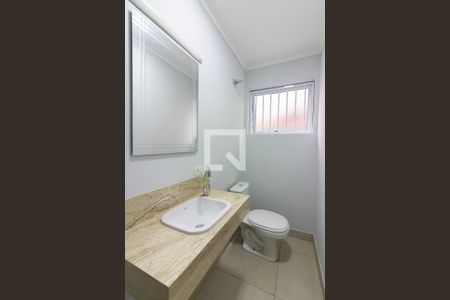 Lavabo  de casa para alugar com 3 quartos, 120m² em Parque Colonial, São Paulo