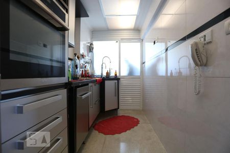 Cozinha de apartamento à venda com 2 quartos, 74m² em Jaguaribe, Osasco