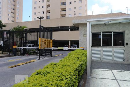Apartamento para alugar com 74m², 2 quartos e 1 vaga Apartamento para alugar com 74m², 2 quartos e 1 vagaFachada