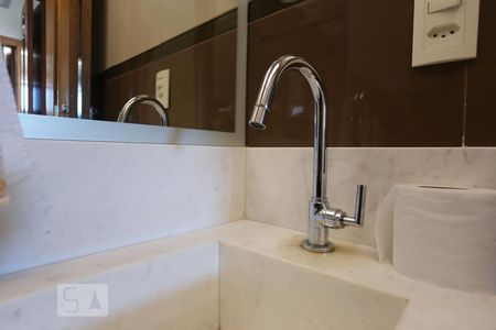 Apartamento para alugar com 74m², 2 quartos e 1 vaga Apartamento para alugar com 74m², 2 quartos e 1 vagaBanheiro