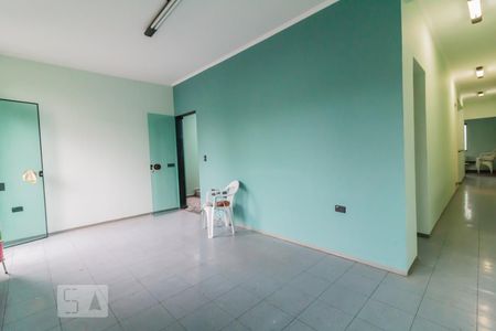 Sala de casa para alugar com 2 quartos, 280m² em Jardim Santa Francisca, Guarulhos