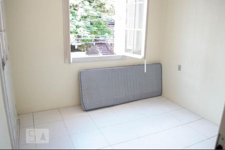 cômodo de casa à venda com 3 quartos, 100m² em Menino Deus, Porto Alegre