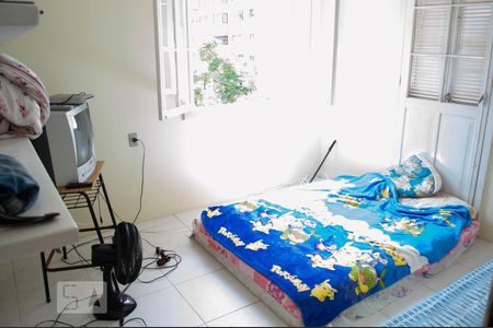 Casa à venda com 3 quartos, 100m² em Menino Deus, Porto Alegre