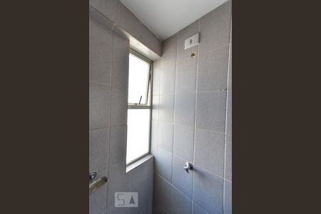 Banheiro Social de apartamento para alugar com 3 quartos, 90m² em Setor Bela Vista, Goiânia