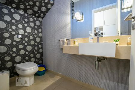 Banheiro de casa à venda com 4 quartos, 500m² em Planalto Paulista, São Paulo