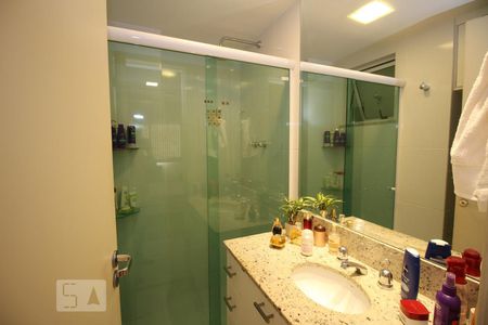 Banheiro da Suite de apartamento para alugar com 2 quartos, 62m² em Freguesia (jacarepaguá), Rio de Janeiro