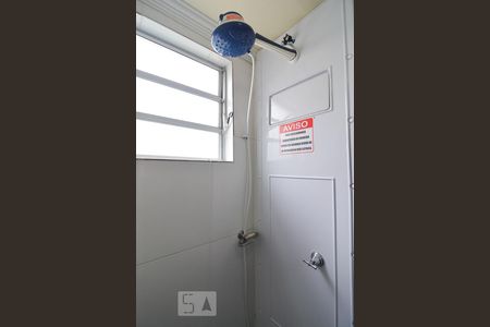 Banheiro  de apartamento para alugar com 2 quartos, 49m² em Estrela do Oriente, Belo Horizonte