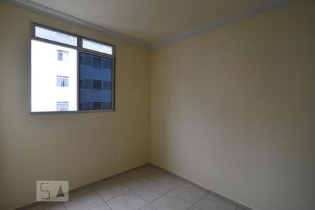 Quarto de apartamento para alugar com 2 quartos, 49m² em Estrela do Oriente, Belo Horizonte
