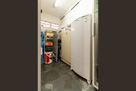 Casa de condomínio à venda com 420m², 4 quartos e 4 vagas Casa de condomínio à venda com 420m², 4 quartos e 4 vagasDespensa