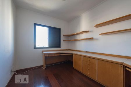 Quarto 1 de apartamento para alugar com 3 quartos, 120m² em Vila Suzana, São Paulo