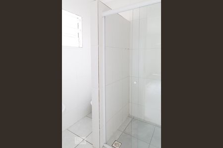 Banheiro de apartamento para alugar com 1 quarto, 45m² em Vila Nova Mazzei, São Paulo