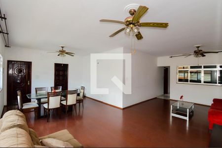 Sala de casa à venda com 5 quartos, 250m² em Vila Rosália, Guarulhos
