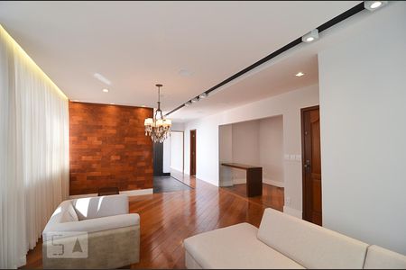 Sala de apartamento para alugar com 3 quartos, 210m² em Buritis, Belo Horizonte