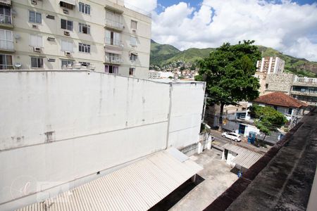 Vista do quarto 1  de apartamento para alugar com 2 quartos, 80m² em Lins de Vasconcelos, Rio de Janeiro