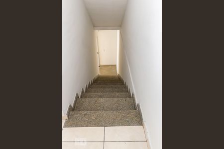 Sala - Acesso ao Térreo de casa de condomínio para alugar com 3 quartos, 120m² em Irajá, Rio de Janeiro