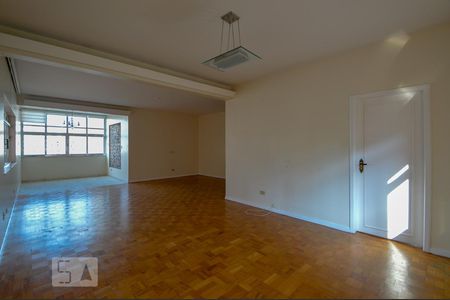Sala de apartamento para alugar com 3 quartos, 200m² em Bela Vista, São Paulo