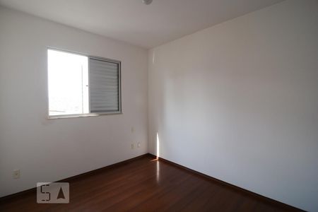 Suíte de apartamento para alugar com 4 quartos, 110m² em Buritis, Belo Horizonte