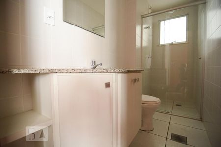 Banheiro social de apartamento para alugar com 4 quartos, 110m² em Buritis, Belo Horizonte