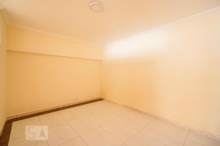 Quarto 2 de casa para alugar com 2 quartos, 60m² em Vila Granada, São Paulo