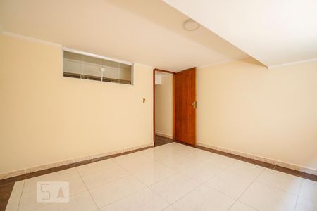 Quarto 1 de casa para alugar com 2 quartos, 60m² em Vila Granada, São Paulo