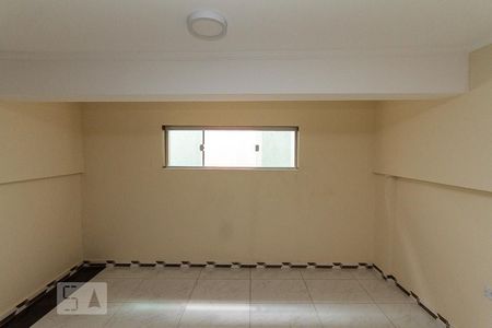 quarto 01 de casa para alugar com 2 quartos, 60m² em Vila Granada, São Paulo