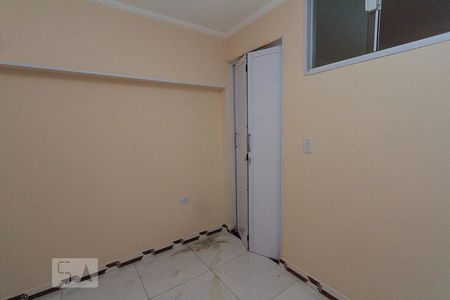 quarto de casa para alugar com 3 quartos, 75m² em Vila Granada, São Paulo