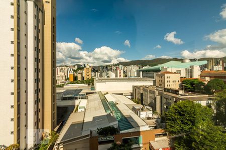 Vsta Sala  de apartamento para alugar com 2 quartos, 70m² em São Pedro, Belo Horizonte