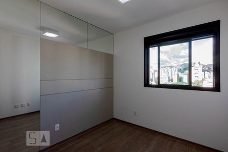 Quarto 1 de apartamento para alugar com 2 quartos, 70m² em São Pedro, Belo Horizonte