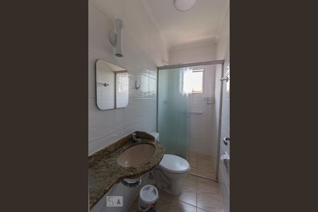 Banheiro  de apartamento para alugar com 2 quartos, 50m² em Vila Progresso, Guarulhos