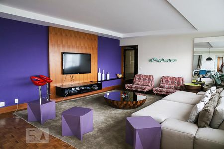 Sala de apartamento para alugar com 4 quartos, 220m² em Higienópolis, São Paulo