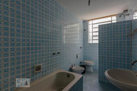 Banheiro Social de casa à venda com 3 quartos, 170m² em Cruzeiro, Belo Horizonte