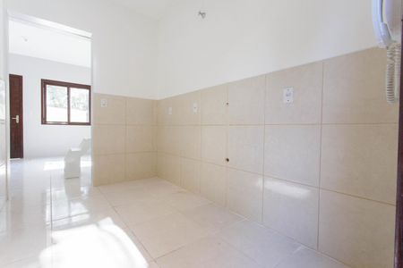 Cozinha de apartamento para alugar com 2 quartos, 46m² em Santa Tereza, Porto Alegre