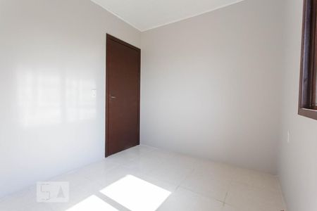 Quarto 1 de apartamento para alugar com 2 quartos, 46m² em Santa Tereza, Porto Alegre