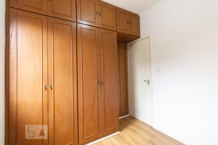 Quarto 1 de apartamento para alugar com 3 quartos, 75m² em Vila Cláudia, São Paulo