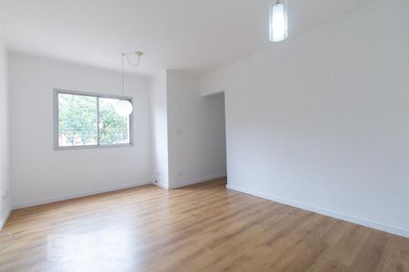 Sala de apartamento à venda com 3 quartos, 75m² em Vila Cláudia, São Paulo