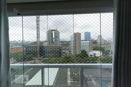 Vista sala de apartamento para alugar com 2 quartos, 69m² em Vila Gertrudes, São Paulo