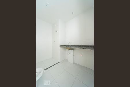 Banheiro de kitnet/studio para alugar com 1 quarto, 42m² em Santa Paula, São Caetano do Sul