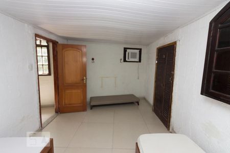 Quarto de apartamento para alugar com 1 quarto, 55m² em Itanhangá, Rio de Janeiro