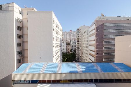 Vista - Sala de apartamento para alugar com 2 quartos, 70m² em Flamengo, Rio de Janeiro