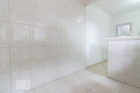 Cozinha de apartamento para alugar com 1 quarto, 50m² em Vila Constança, São Paulo