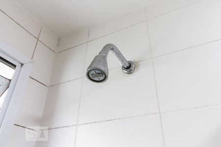 Chuveiro do Banheiro da Suíte 1 de apartamento à venda com 2 quartos, 85m² em Jardim Tupanci, Barueri